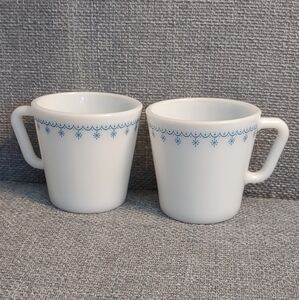 Firm Final price!*Pyrex Mug Lot